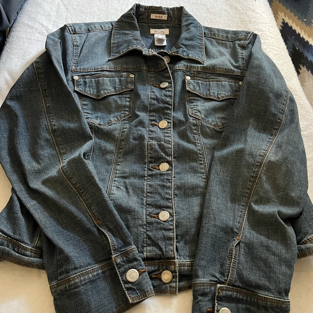 Womens Liz & co jean jacket size large